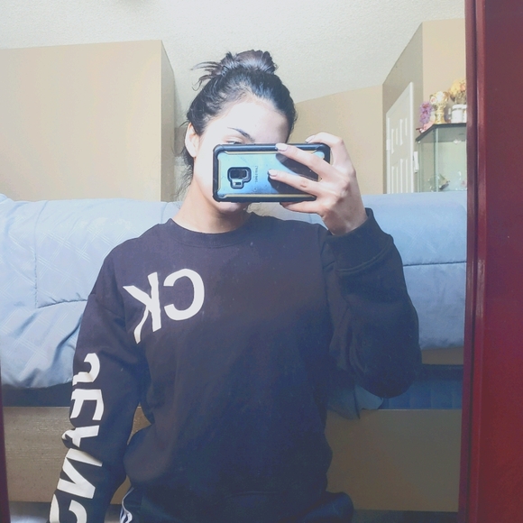 Calvin Klein sweatshirt